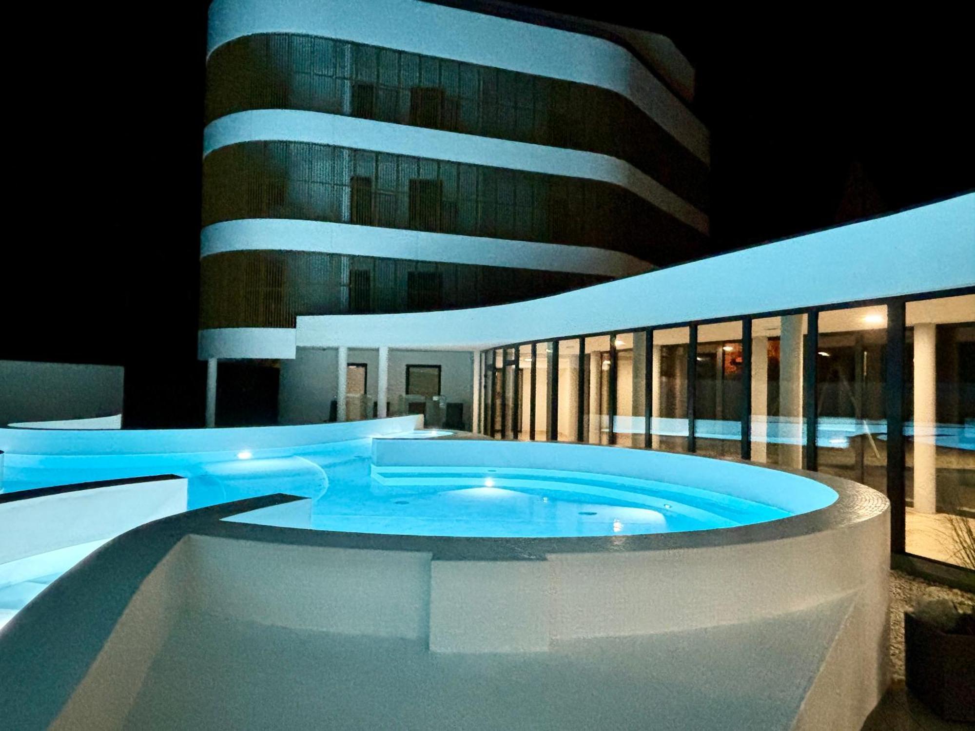 Baltic Waves Resort & Spa Miedzyzdroje Exteriör bild